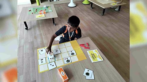 Student engaged in futuristic learning method