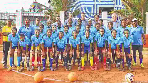 Chennaiyin FC players and coach during Sports for Change drive