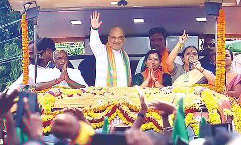 Amit Shah holds roadshow in Kanyakumari