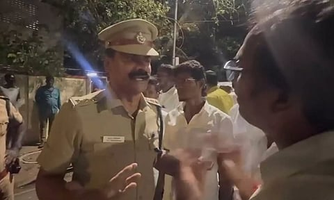  Tension prevailed at the polling station located in the Ganapathy colony in Teynampet between party cadres and officials. 