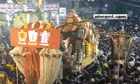 Thousands of devotees gathered to witness Lord Kallazhagar's return journey to his celestial abode, Alagar hills