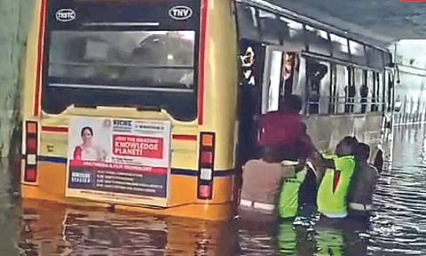 Bus stuck in Valliyoor subway trying to cross an inundated underpass (file)