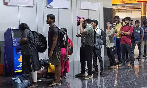 Commuters struggle as only one functioning ATM in Kilambakkam bus stand