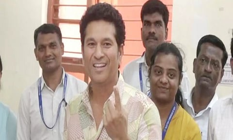 Sachin Tendulkar showing off his inked finger after voting. (Photo: ANI)