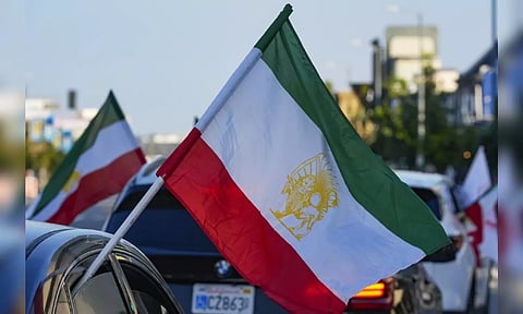 The Lion and Sun flag along Westwood Boulevard, in the "Tehrangeles" neighborhood in the Westwood district of LA. (Photo: AP)