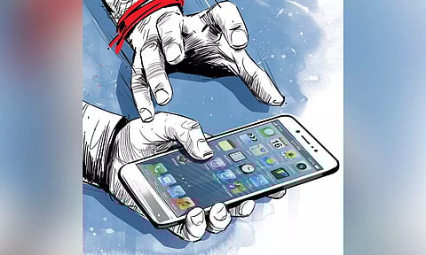 Brothers arrested for snatching phone from young woman in Arumbakkam