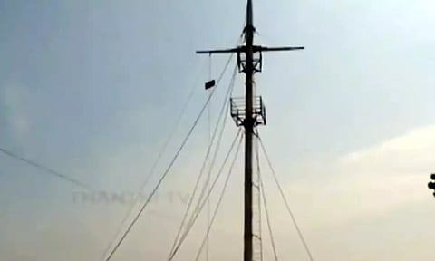 Storm warning-cage #1 installed in nine ports in Tamil Nadu