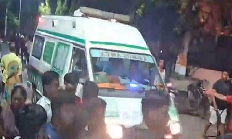 Several injured in firecracker explosion during Puri's Jagannath festivities ANI)