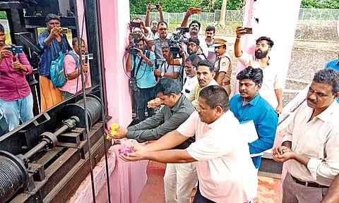 TN officials before water was released from the dam