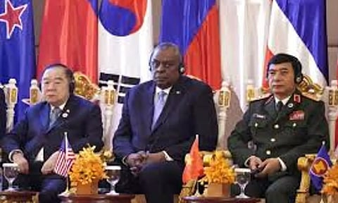US Defense Secretary Lloyd Austin met with Cambodian Prime Minister Hun Manet on Tuesday (AP)