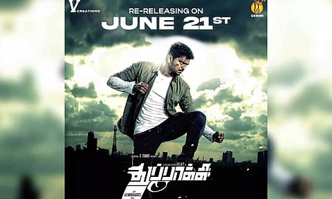Thuppakki Movie poster