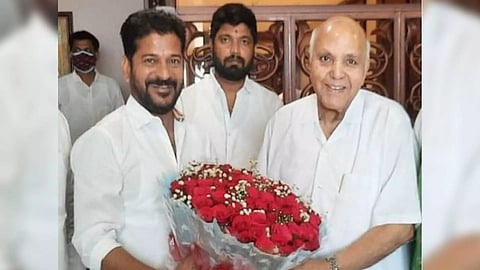 Picture shared by Telangana CM Revanth Reddy with late Ramoji Rao. (Photo/X)