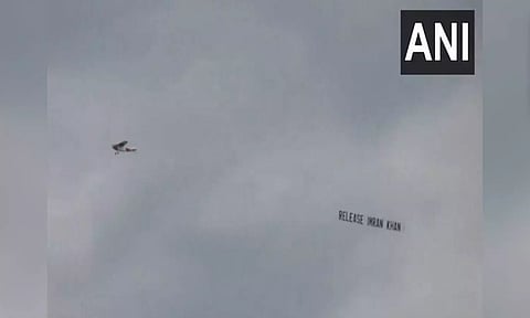 Visuals of aircraft spotted during IND v PAK match in New York (ANI)