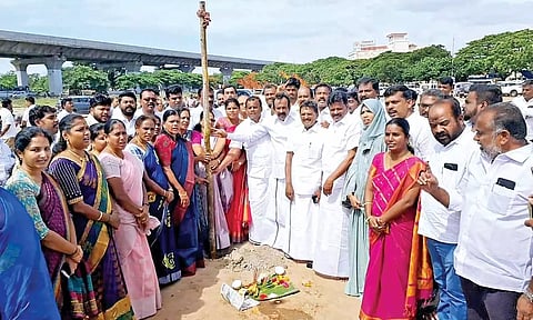 Minister for Housing and Urban Development S Muthusamy laying the foundation pole for ‘Mupperum Vizha’ in Coimbatore on Monday