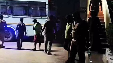 Kallakurichi District Principal Sessions Court and Chief Criminal Arbitration Court remanded seven owners of the plant which reportedly supplied methanol to illicit liquor dealers (Photo/Thanthi TV)