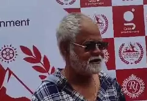  Sanjay Mishra (IANS)