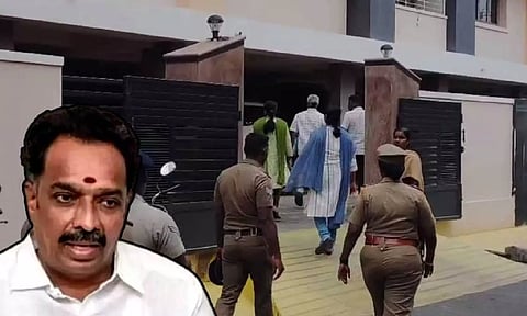  CB-CID raids ex-minister MR Vijayabhaskar’s house (Thanthi tv)