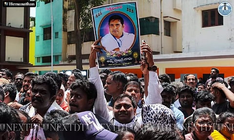Common people pays tribute to late TN BSP President Armstrong (Photo: Hemanathan.M)