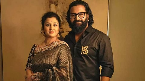 Pragathi Shetty; Rishab Shetty
On the special occasion, his wife Pragathi Shetty