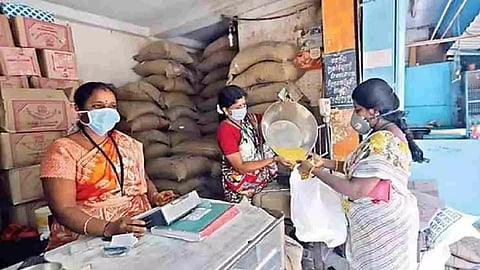 Ration shops (Photo/Daily Thanthi)