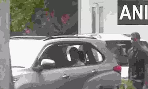 Rahul Gandhi, Priyanka Gandhi leave for landslide-hit Wayanad in Kerala (ANI)