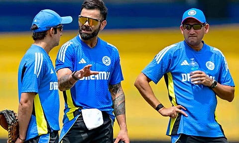 Gautam Gambhir, Virat Kohli and Ajit Agarkar at a training session 