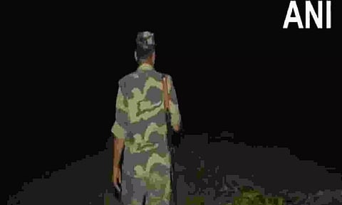 BSF tightens security arrangements amid ongoing crisis in Bangladesh, make night patrols