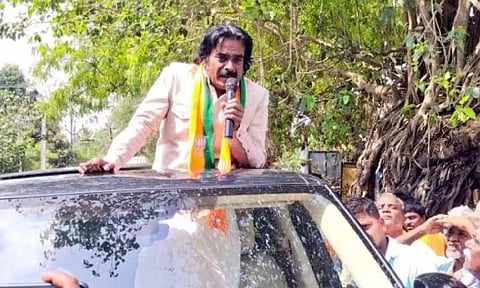 T Devanathan Yadav (X)