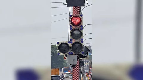 Heart-shaped traffic signals in Chennai