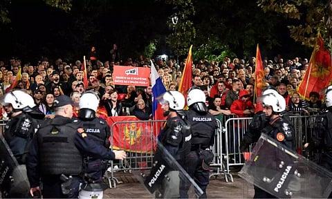 A Tug Between Russia and Europe Divides a Tiny Balkan Nation