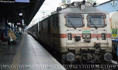 Train (Photo: Vishal Nagaraj)