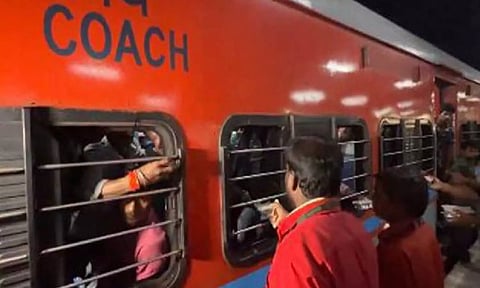 Special train departs from Chennai Central with stranded passengers after Bagmati Express collision (X/ @GMSRailway)