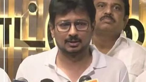 Udhayanidhi Stalin speaking to the press (Daily Thanthi)