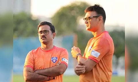 Venugopal Rao and Hemang Badani (IANS)