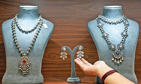 Representative Image of a Jewellery