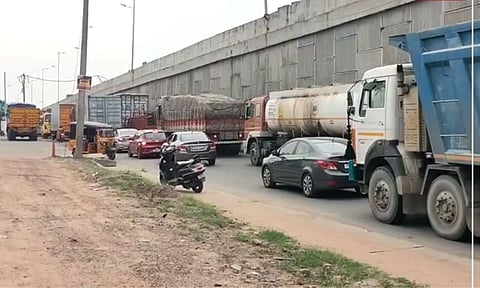 Viual from the accident spot (Thanthi TV)