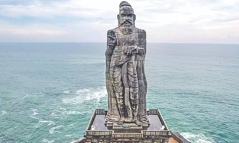 Tiruvalluvar statue