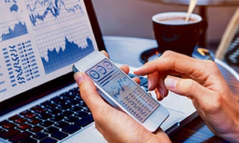 DIIs hold stock market steady as FIIs sell Rs 113,858 crore worth equity in Oct