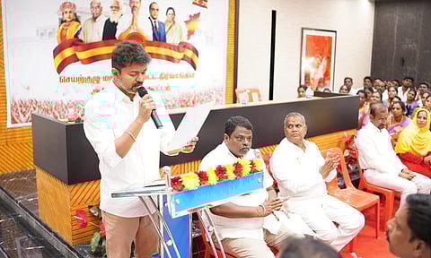 Actor Vijay chairs Consultation meet