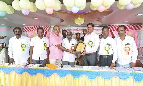 Federation members felicitate Avadi municipal commissioner S Kandasamy on Saturday