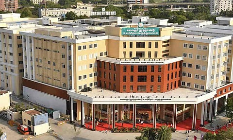 Dead patient's kin stage protest at Kalaignar centenary hospital, Chennai; allege medical negligence