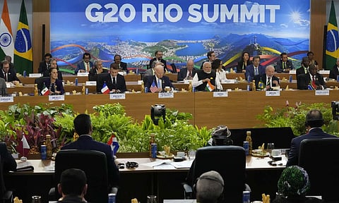Leaders attend a meeting at the G20 Summit in Rio de Janeiro