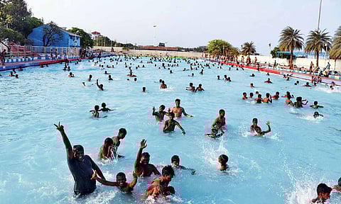 Marina Beach swimming pool