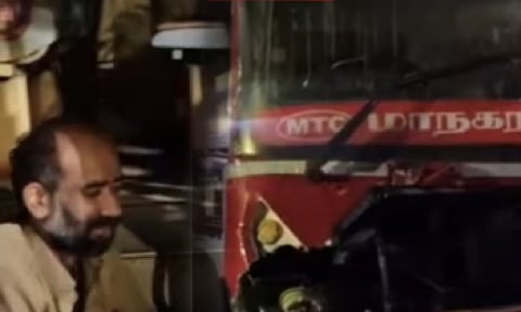 Screengrab from the incident (Thanthi TV)