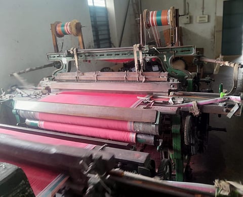 Production of sarees and dhotis under way in powerlooms in Erode 