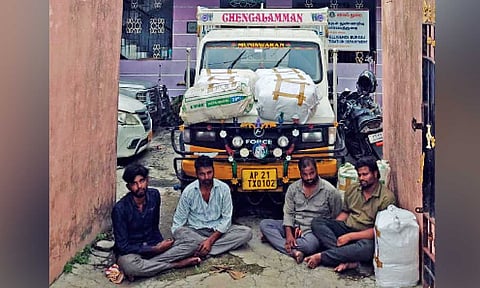 representative image (drugs seizure)