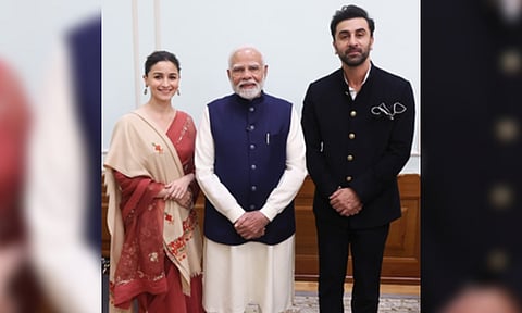  Alia Bhatt and Ranbir Kapoor with Prime Minister Narendra Modi (IANS)