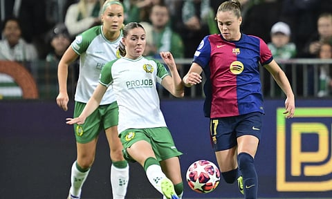 Smilla Vallotto and Ewa Pajor (AP)