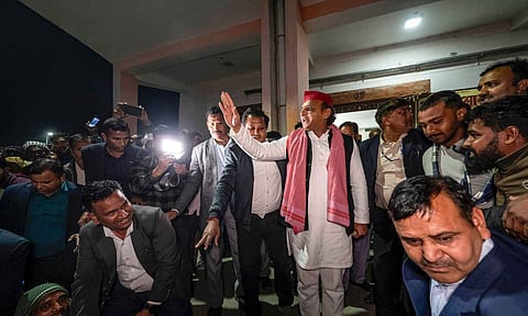 Samajwadi Party President Akhilesh Yadav during a visit at the special potato market Thathiya, in Kannauj (PTI)