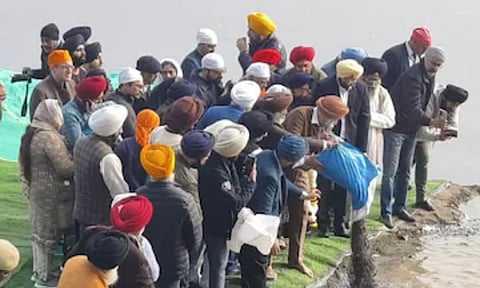Former Prime Minister Manmohan Singh's ashes immersed in Yamuna river in Delhi (ANI)